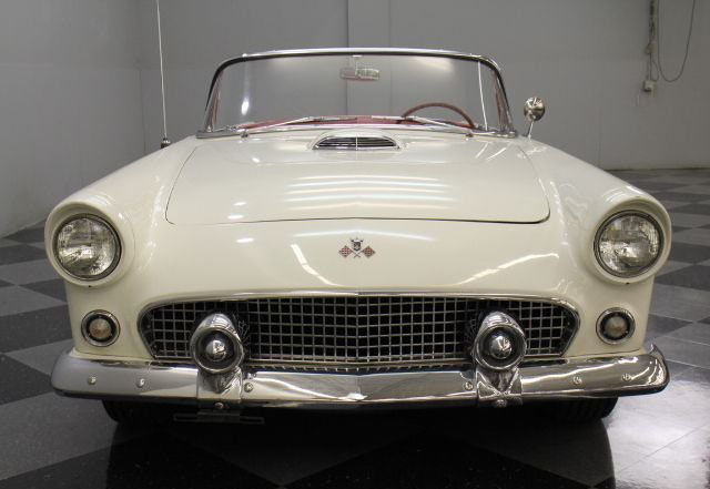 1955 Ford Thunderbird