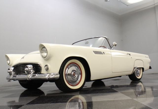 1955 Ford Thunderbird